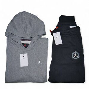 Nike Air Jordan 2 PC Sweatsuit Men's Size M Fleece Hoodie Joggers Gift Set NWT